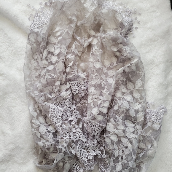 Accessories - Gray Shawl/scarf